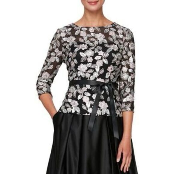 Women S Sequined Embroidered Blouse Black Multi XL - Picture 1 of 3